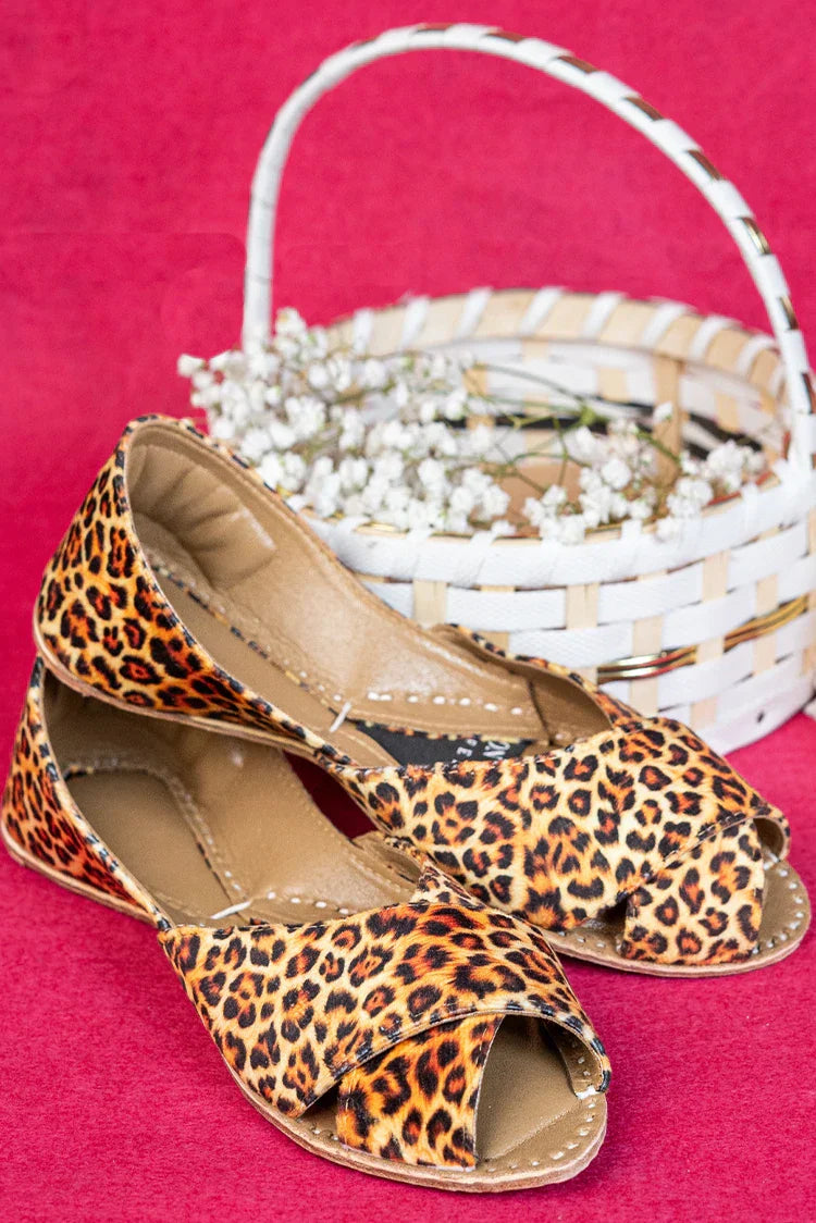 Picture of <!--bno-->On Your Feets - Naubahar Collection - Empire - Available at Raja Sahib