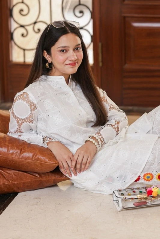 RJ'S Pret - Knotty & Nice - White Meadow