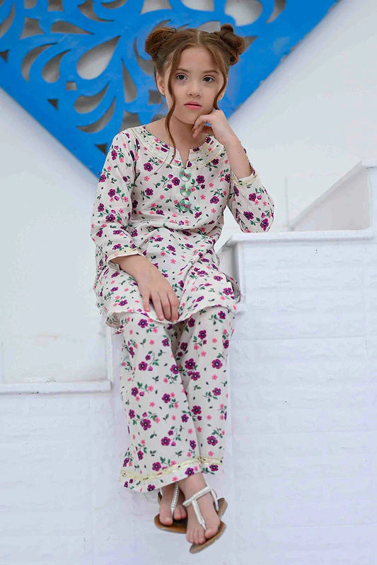 Sania Khan Studio - Vanilla