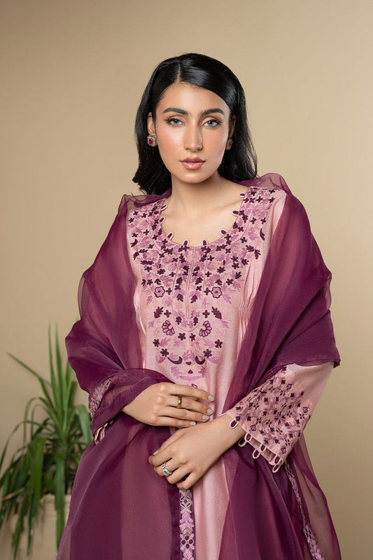 Picture of Shanzay Fahad - Rumaisa Luxe Pret Collection - Laleh - SFLP07 - Available at Raja Sahib