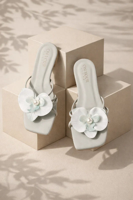 On Your Feets - Slider - Vanillie