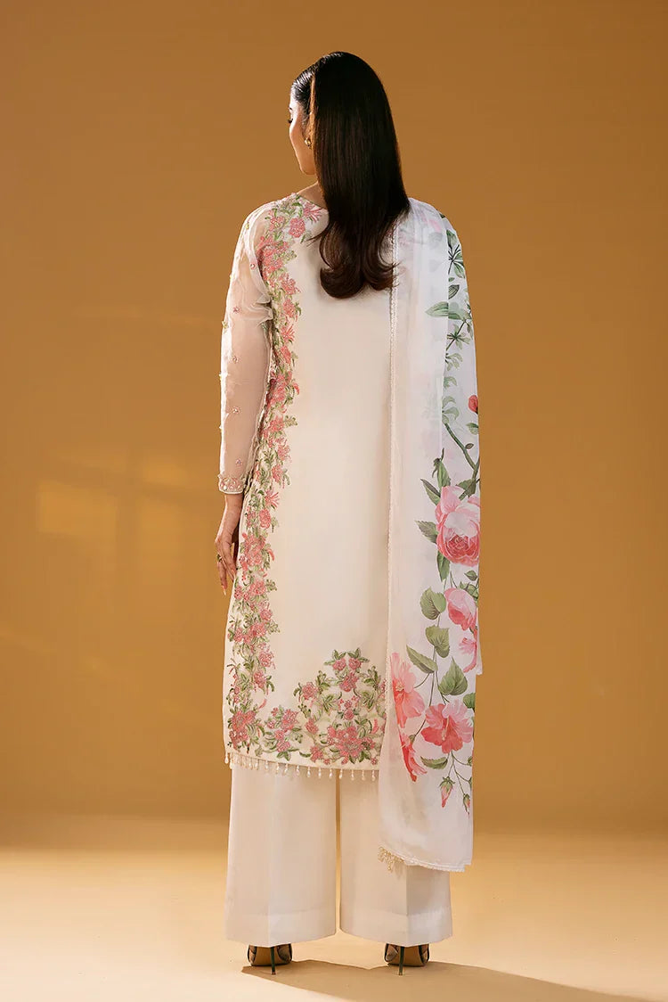 Picture of Amber Imran - Noore Eid Edition 2025 - Shab-e-Mahtab - Available at Raja Sahib