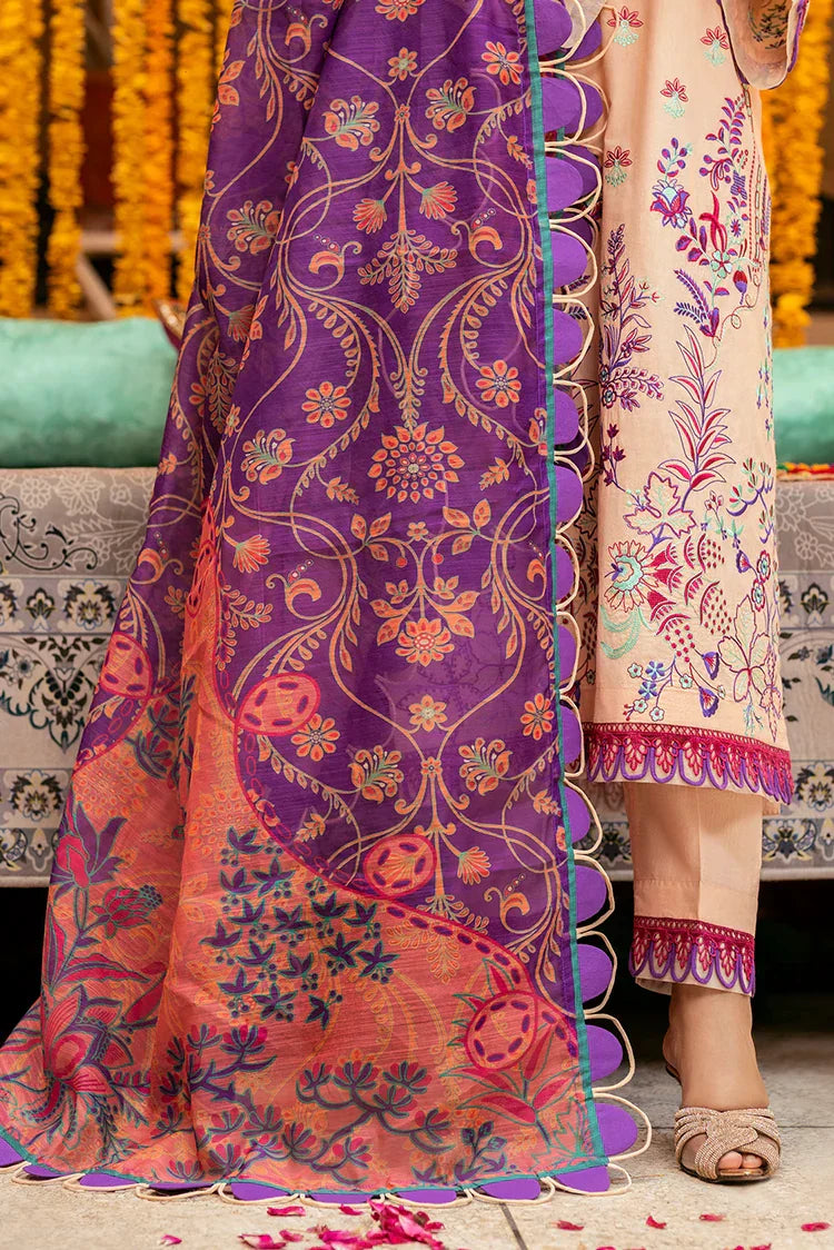 Picture of Tasneem Shamim - Ghazal Lawn Collection - Mahru - Available at Raja Sahib