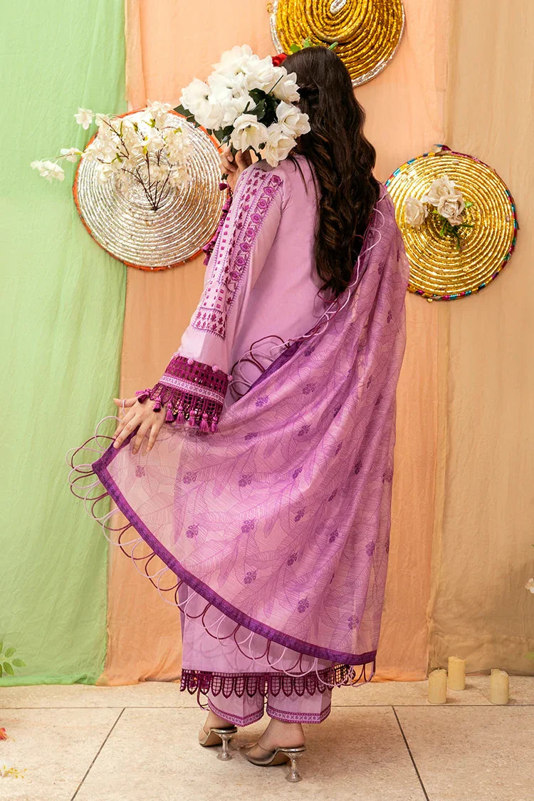 Picture of Tasneem Shamim - Ghazal Lawn Collection - Dilnaz - Available at Raja Sahib