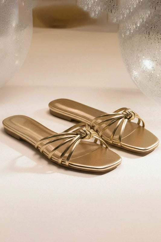 Viva Walk - Festive Flats - Sunlit