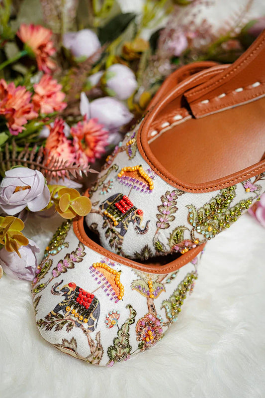 Viva Walk - Printed Petals - Royal Safari