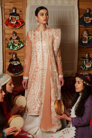 Picture of Elan - El 21 14B Emel Ormana Lawn Collection - Available at Raja Sahib