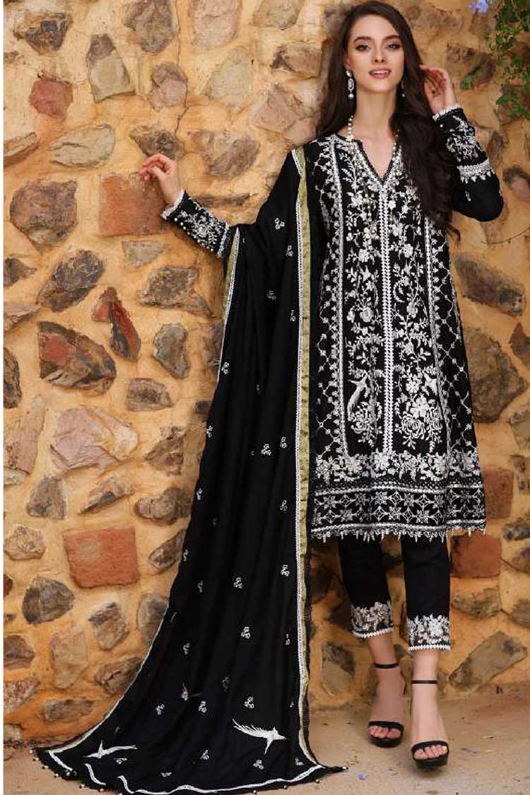 Picture of <!--tl-->Noor by Saadia Asad - Design 01 Noor Luxury Winter Shawl Collection - Available at Raja Sahib