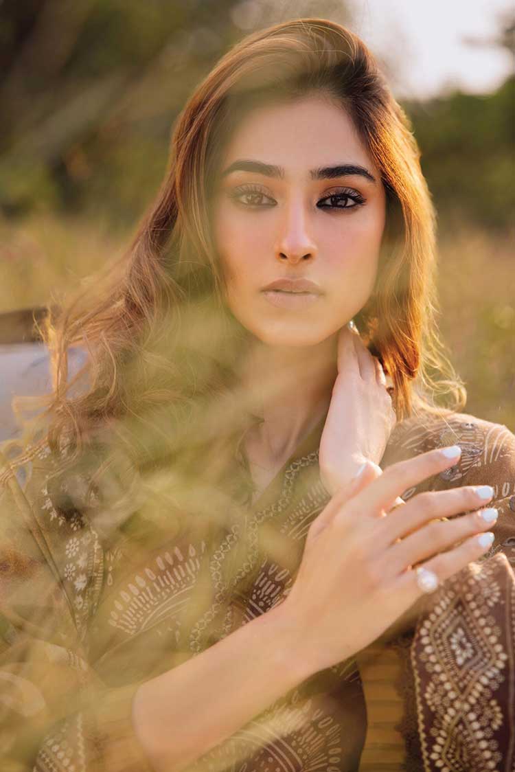 Picture of <!--sx-->Nureh - NSG 138 Gardenia Embroidered Printed Leather Peach Collection Vol 6 - Available at Raja Sahib