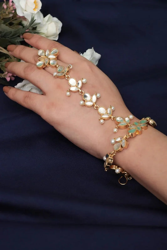 Zehnaz - Gold Kundan Haath Phool Hand Harness
