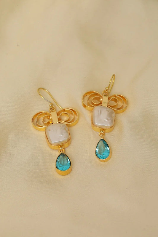 Zehnaz - Baroque Pearl Drop Earrings