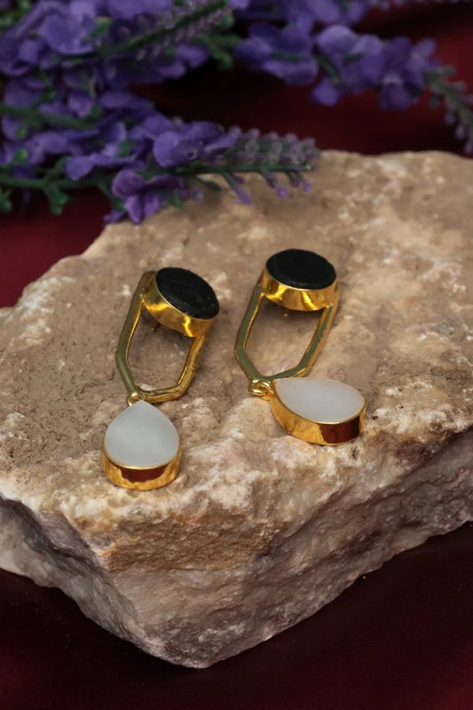 Zehnaz - Gold Plated Black and White Drop Earrings