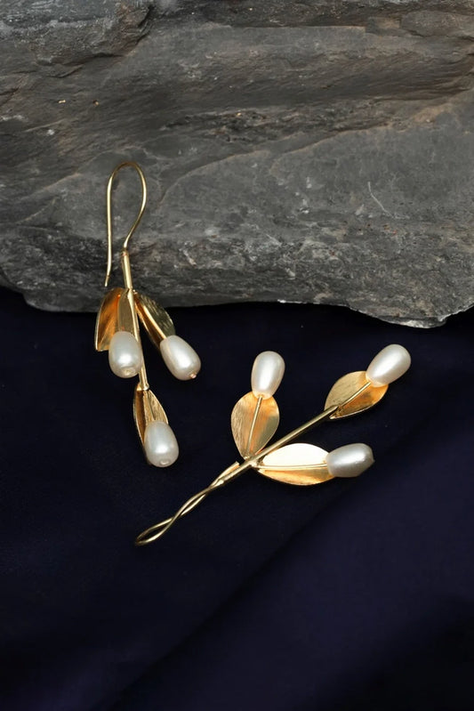 Zehnaz - Gold Plated Leaf Pearl Drop Statement Earrings