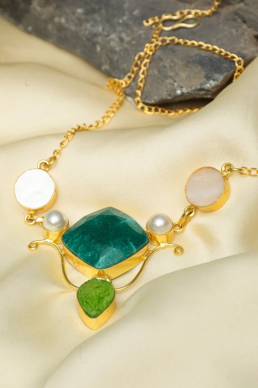 Zehnaz - Emerald Amethyst Pendant Gold-Plated Gemstone Statement Necklace