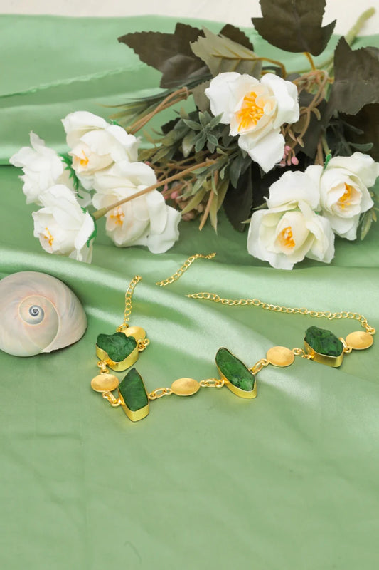 Zehnaz - Raw Green Stone Necklace Gold-Plated Bohemian Jewelry