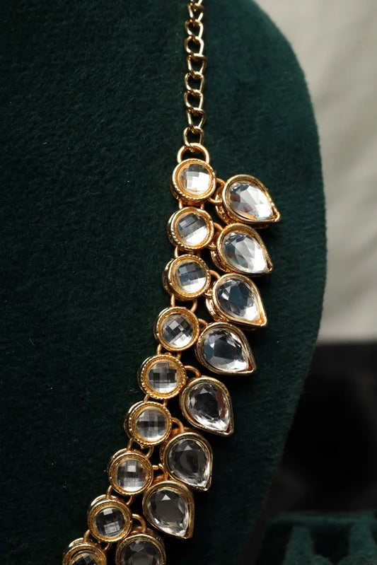 Zehnaz - Gold-Plated Kundan Necklace Set with Matching Earrings