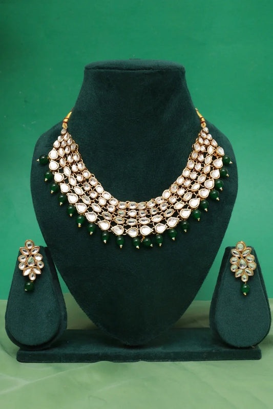 Zehnaz - Green Kundan Gold Plated Choker Necklace Set