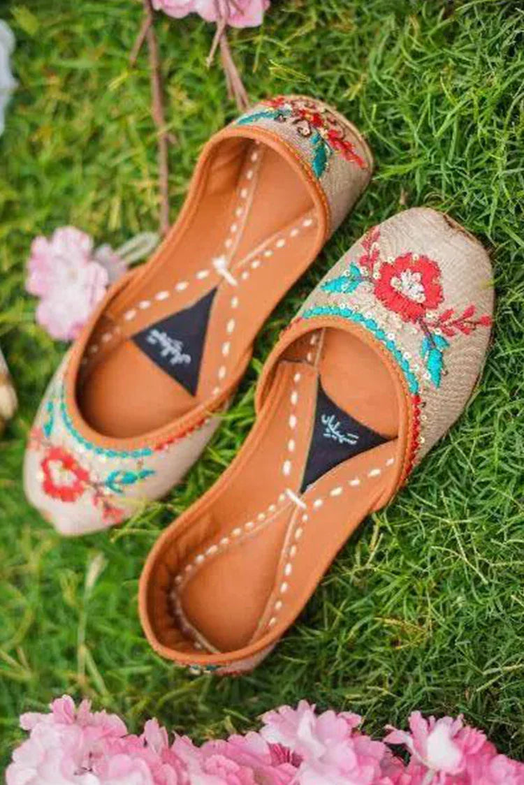 Picture of Saheliyan - Phool Collection - Zinnia - Available at Raja Sahib