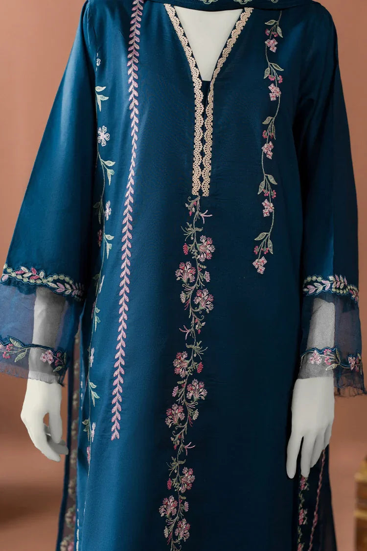 Picture of Zaira & Mahnoor - 3 PC - June - Available at Raja Sahib