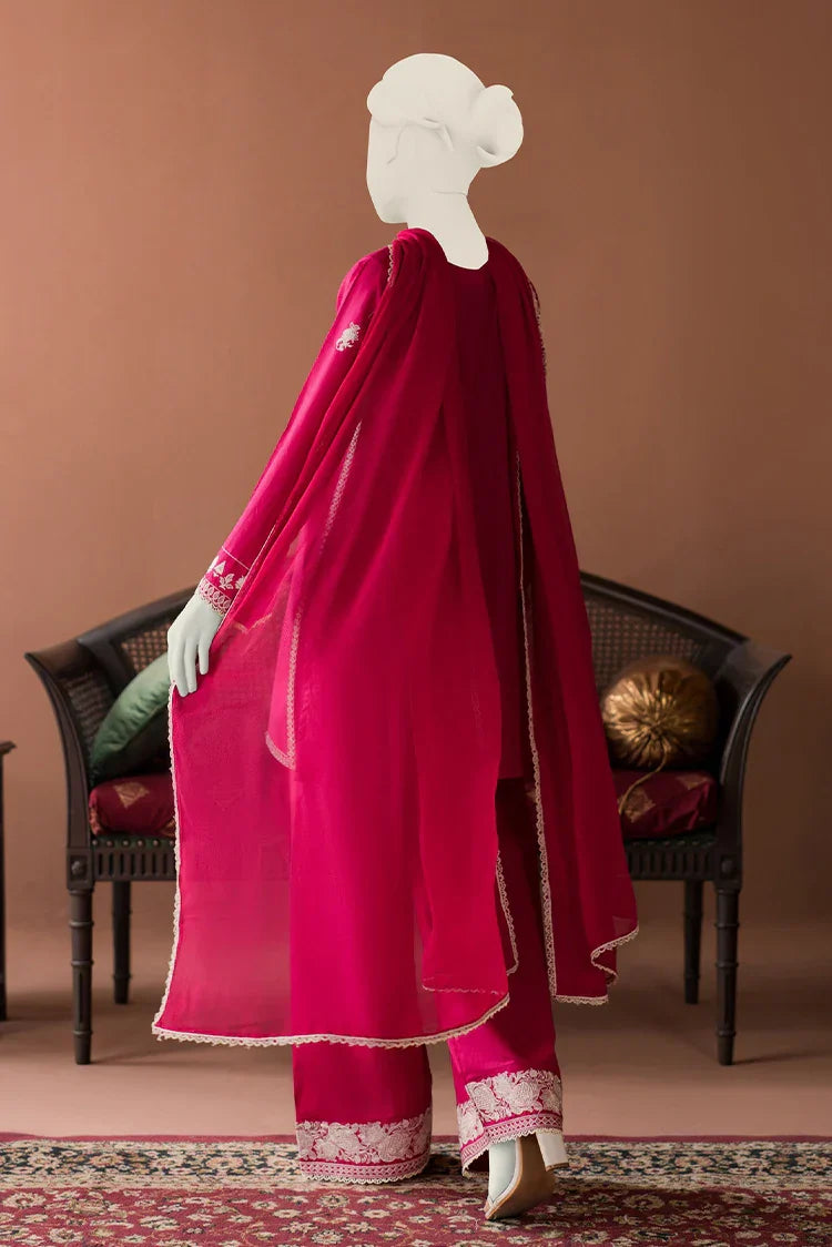 Picture of Zaira & Mahnoor - 3 PC - Sera Farshi Set - Available at Raja Sahib