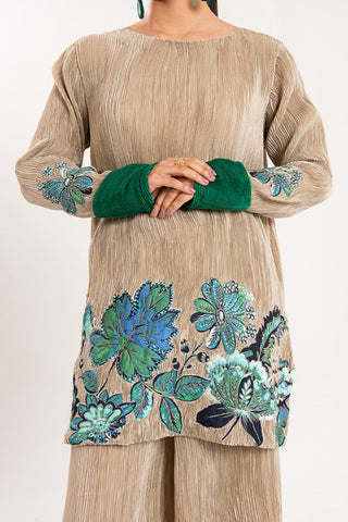 Picture of Maria Osama Khan - Claire Pleated Silk Collection - Stardust - Available at Raja Sahib