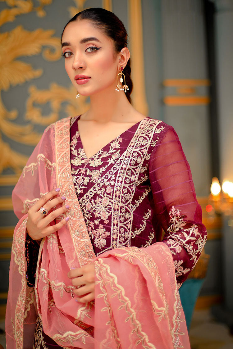 Picture of Shanyera - D4-Plum Splendor Aria Winter Pret Collection - Available at Raja Sahib