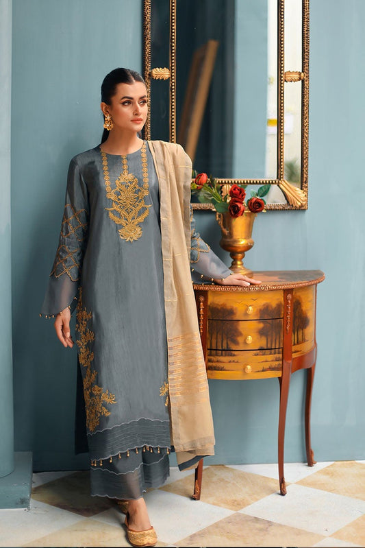 Picture of Shanyera - D8-Dusky Charm Aria Winter Collection - Available at Raja Sahib