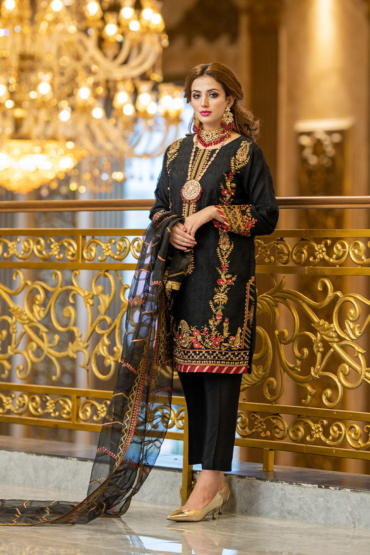 Picture of Maryam Malik - Eleganza Luxury Pret - Dark Night - Available at Raja Sahib