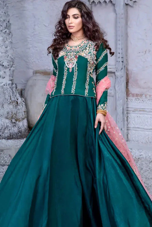 Picture of Maryam Malik - Malika Wedding Couture - Isabella - Available at Raja Sahib