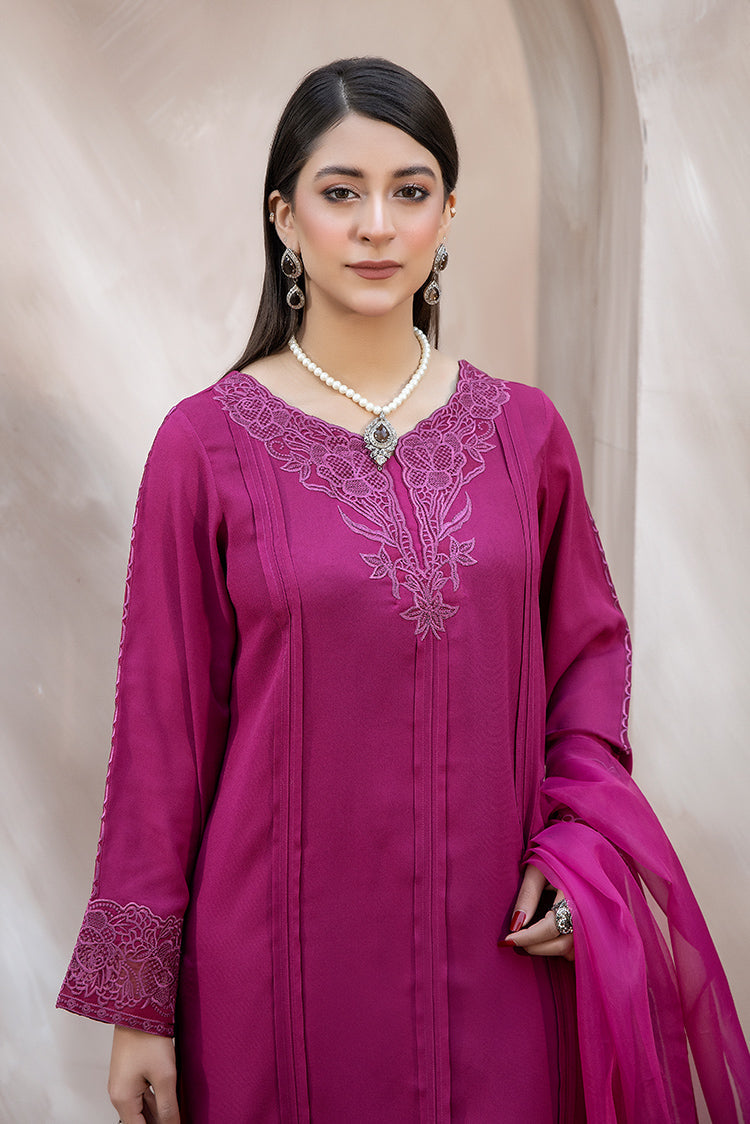 Picture of La Rosaa - Fusion 3 Piece Pret Collection - LF2-01 - Available at Raja Sahib