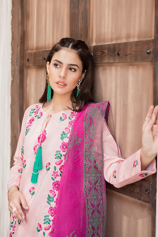 Picture of Maria Osama Khan - Casual Pret Collection - Petunia - Available at Raja Sahib