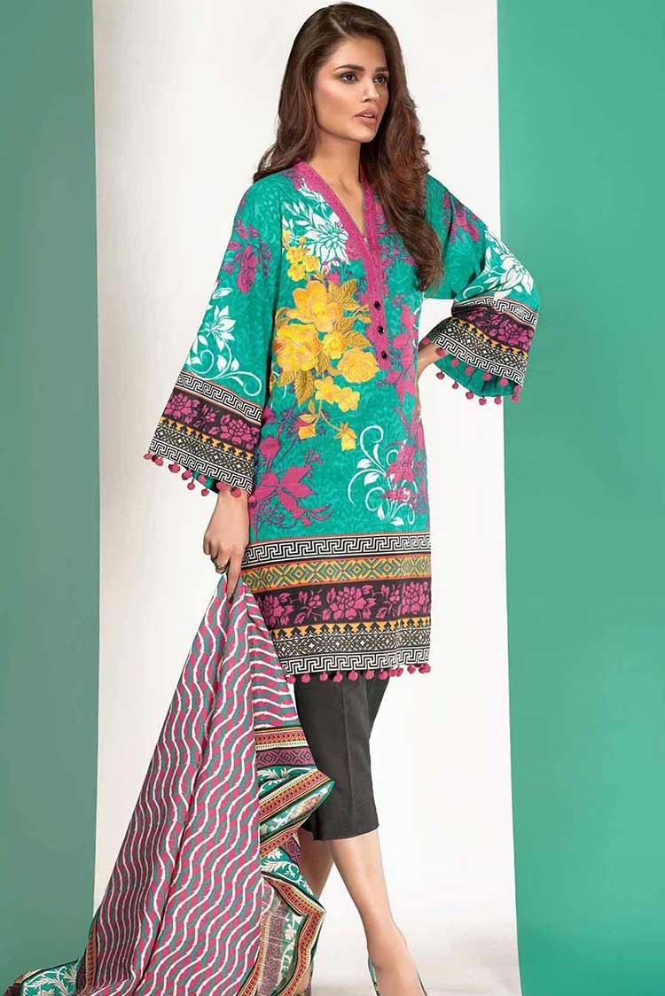 Picture of Al Karam - FW 40 Shocking Pink Fall Winter Collection - Available at Raja Sahib