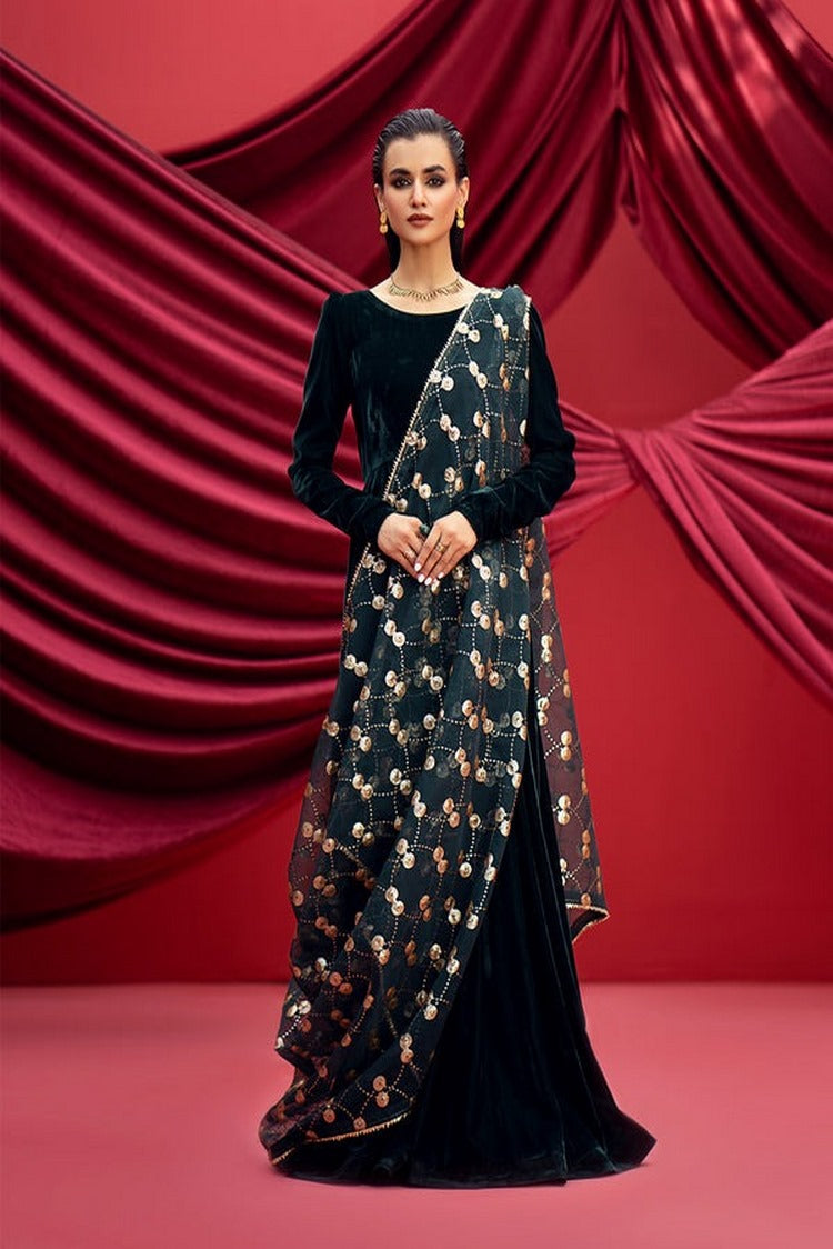 Picture of Fozia Khalid - Husan e Zauq Velvet Collection - Eliza - Available at Raja Sahib