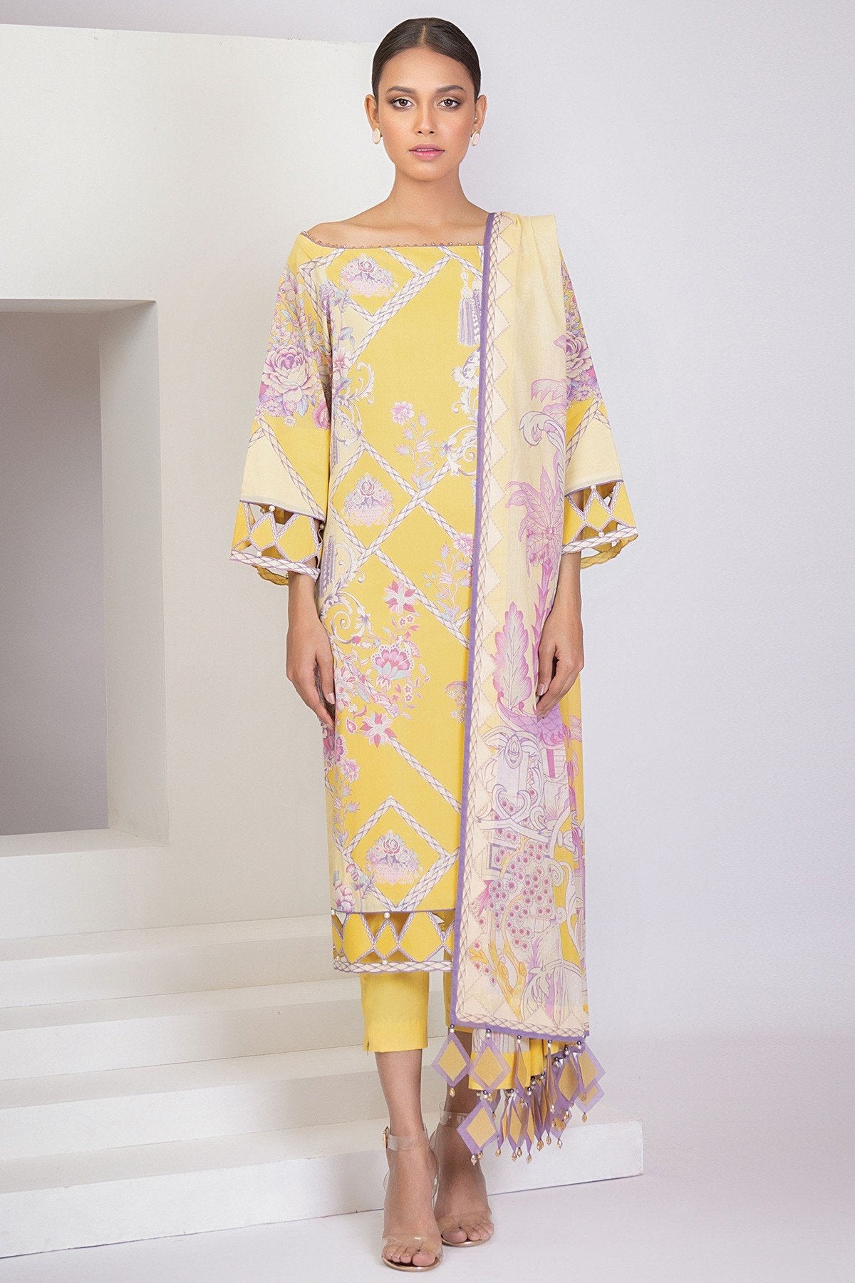 Picture of Al Karam - 3 PC  SS22B Spring Summer Lawn Collection - Available at Raja Sahib