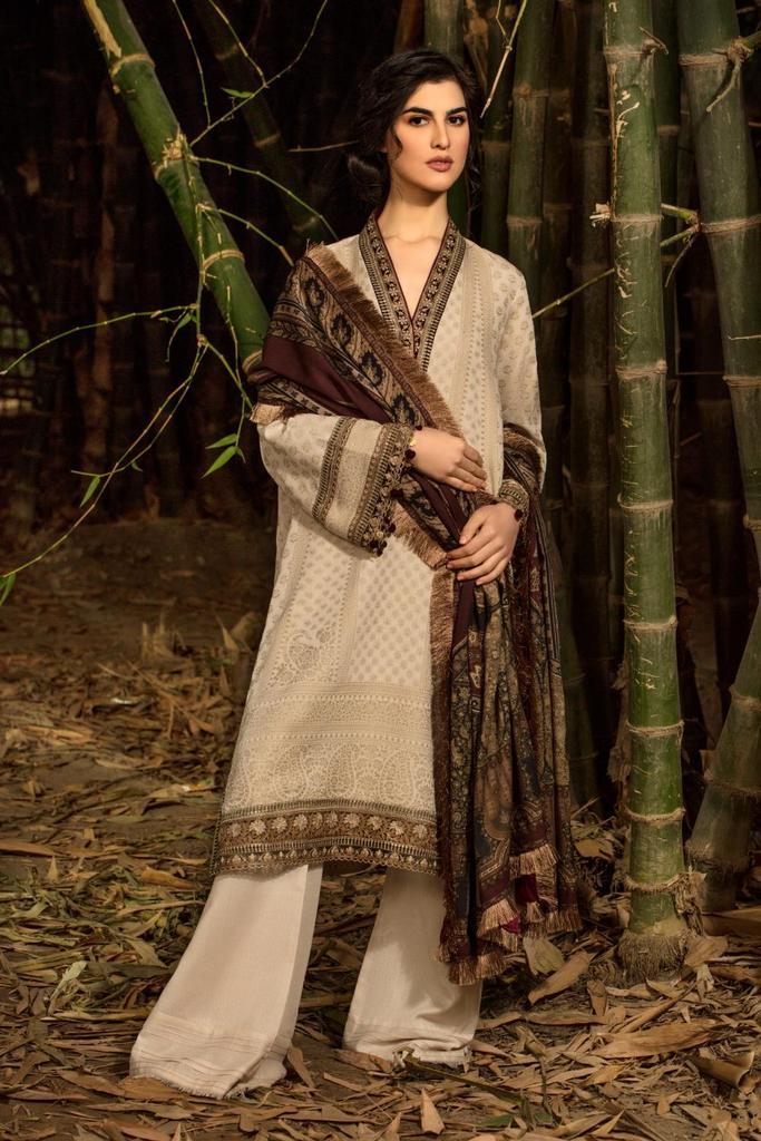 Picture of Sobia Nazir - WS 7A Winter Shawl Collection - Available at Raja Sahib