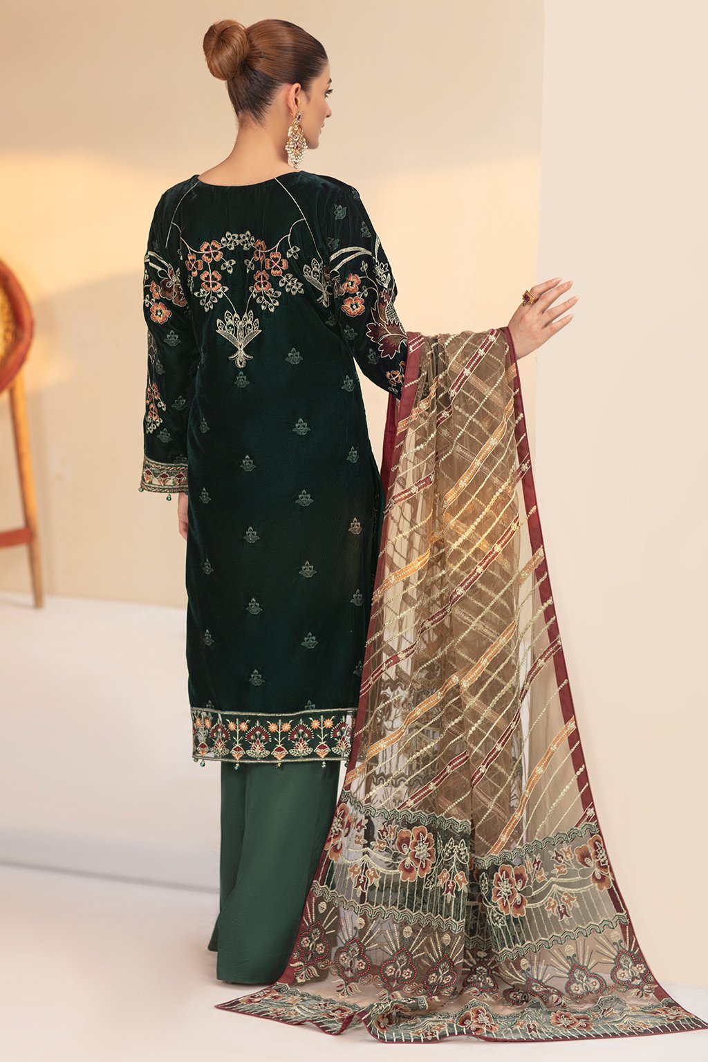 Picture of Ramsha - V 406 Velvet Collection Vol 4 - Available at Raja Sahib