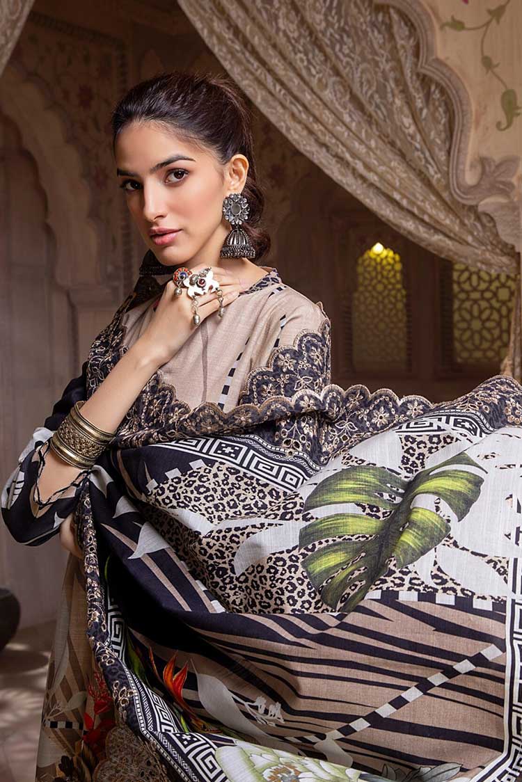 Picture of Regalia Textiles - RKCW 05 Khaddar With Cut Work Embroidered Dupatta Collection - Available at Raja Sahib