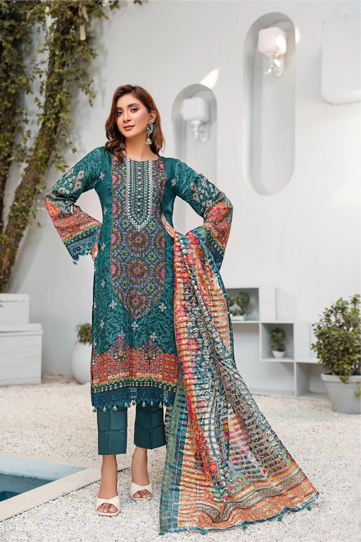 Picture of Lala - Inayat 017 Kesa Embroidered Print Viscose Collection - Available at Raja Sahib