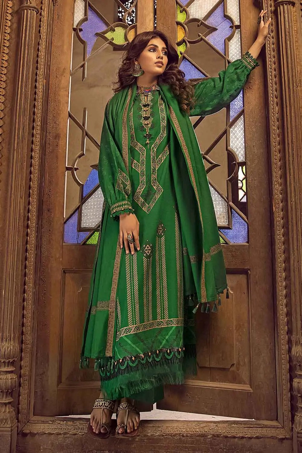 Picture of Gul Ahmed - 3PC Pashmina Shawl Suit AP-22010 Winter Collection - Available at Raja Sahib