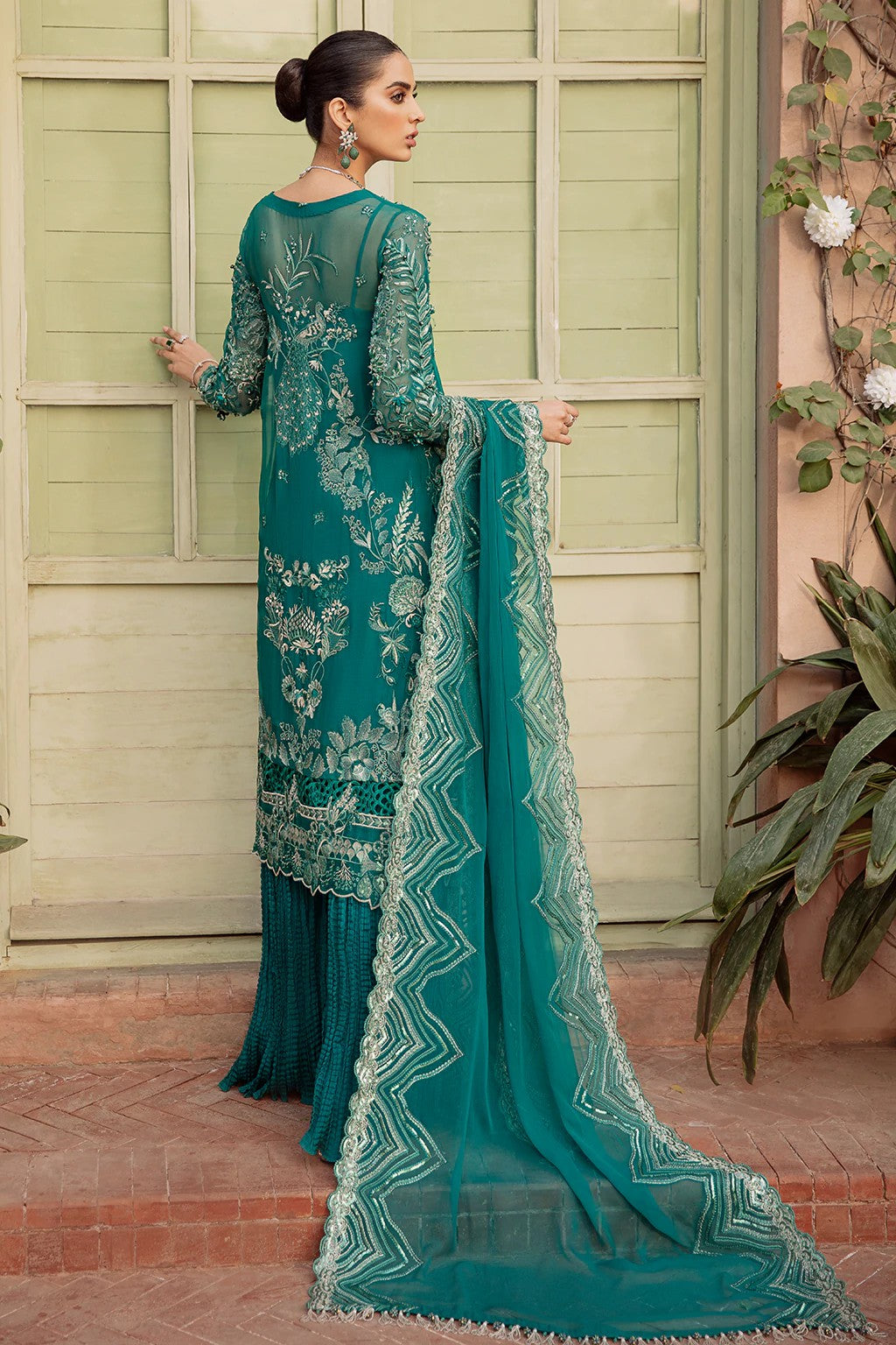 Picture of Ilaha - IL 006 Jahanara Gulmina Luxury Festive Collection - Available at Raja Sahib