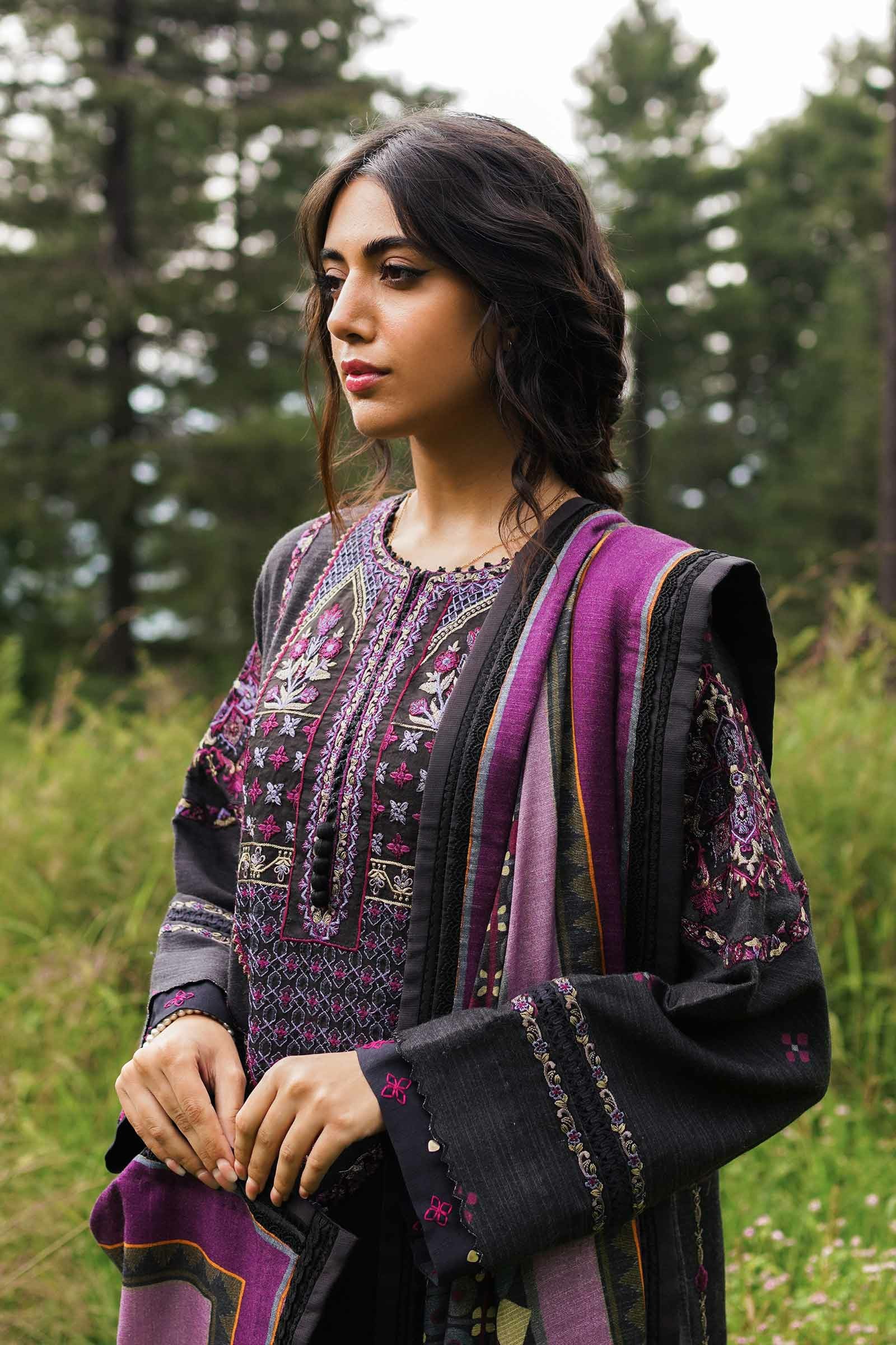 Picture of Zara Shahjahan - Design 5A Coco Winter Collection - Available at Raja Sahib