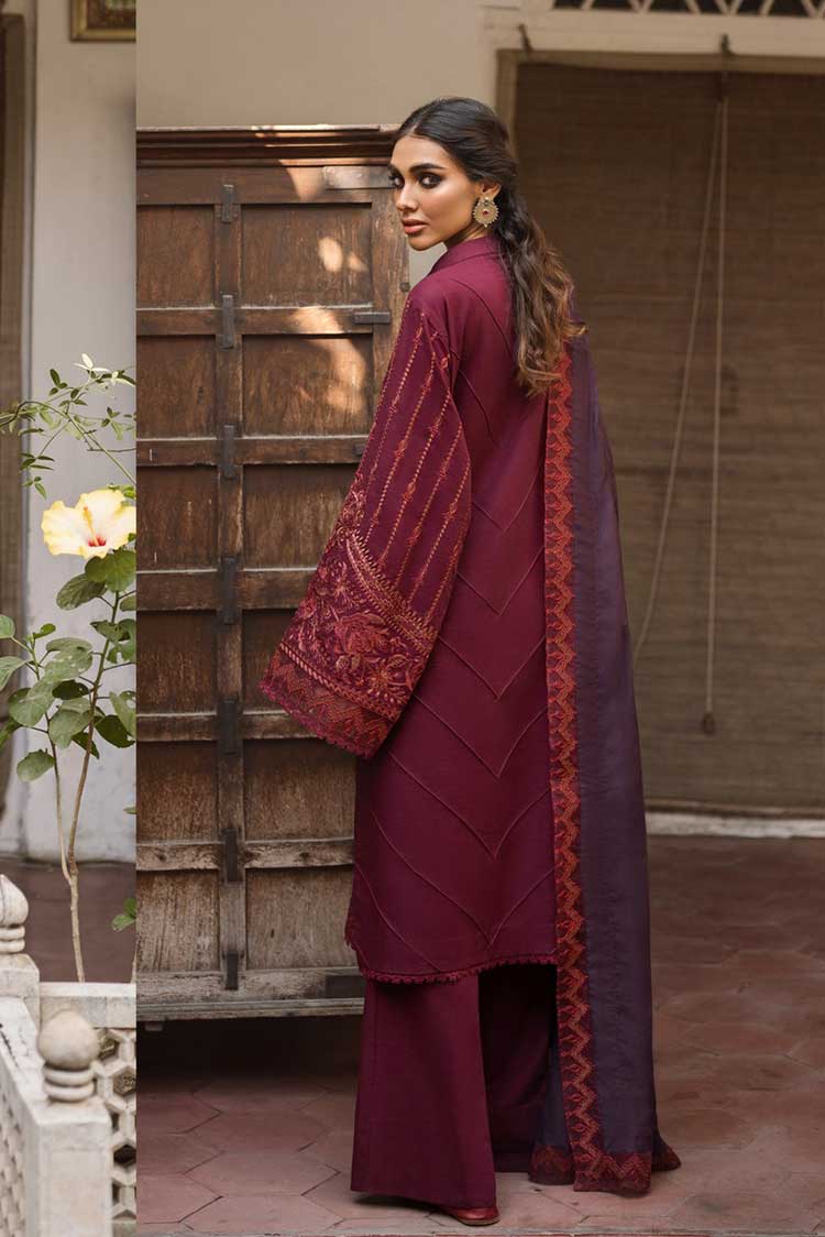 Picture of Iznik - RC-09 Viyana Riwayat Luxury Winter Collection - Available at Raja Sahib