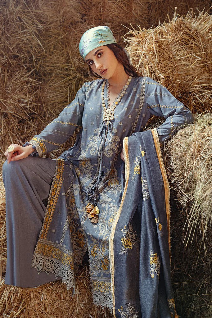 Picture of Sobia Nazir - AW 22 6B Autumn Winter Collection - Available at Raja Sahib