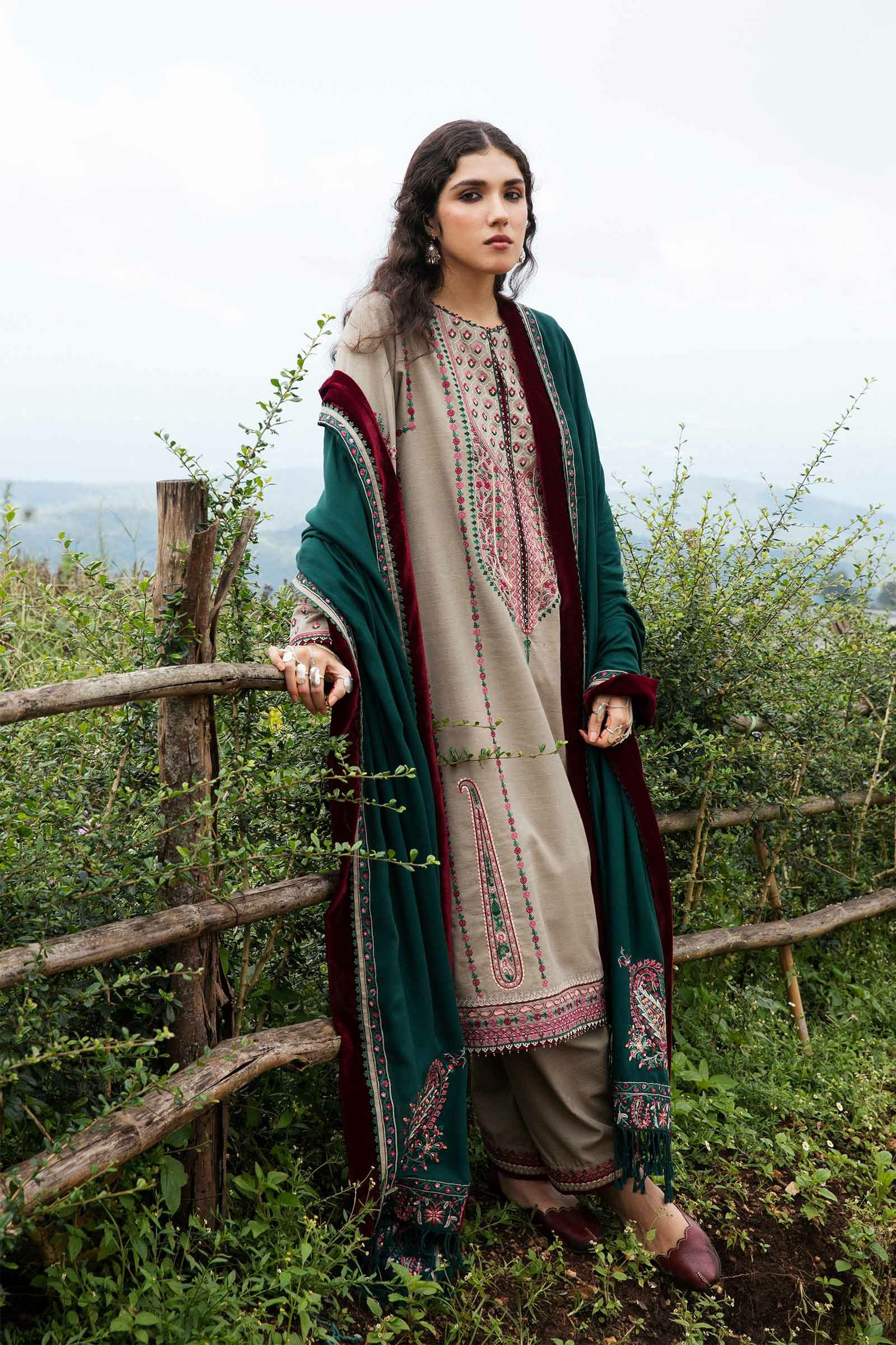 Picture of Zara Shahjahan - 07 Cyra Luxury Winter Shawl Collection - Available at Raja Sahib