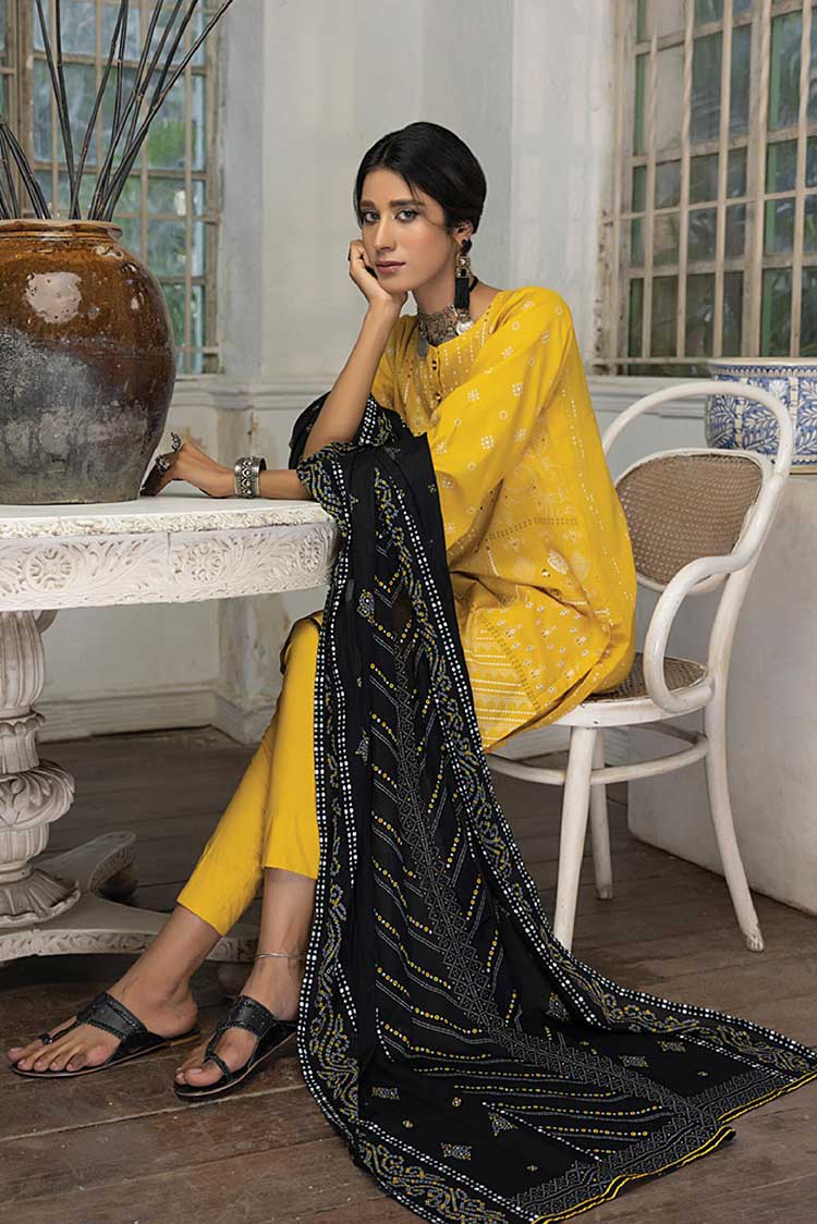 Picture of Lakhany - DPC SS 0012 Dareechay Summer Printed Collection - Available at Raja Sahib