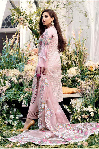 07 Bloom A Floral Dream Luxury Lawn Collection