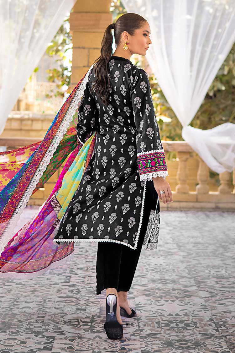 Picture of Zainab Chottani - Gulfishan 5A Luxury Lawn Collection - Available at Raja Sahib