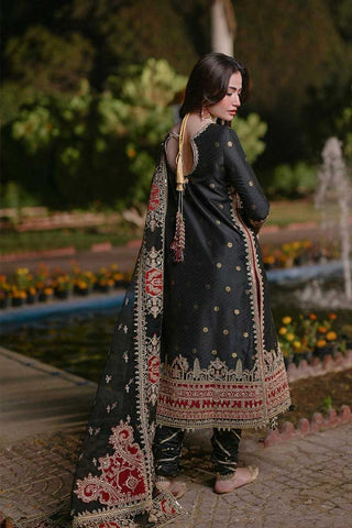 MT 01 Irum Mastani Luxury Formals