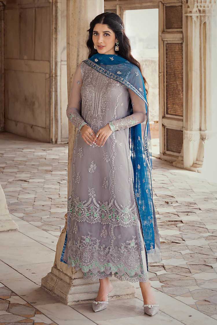 Picture of Zainab Chottani - 08 Nigar Tahra Luxury Festive Collection - Available at Raja Sahib